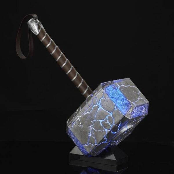 ⁦Thor: Love and Thunder Marvel Legends Mjolnir⁩ - الصورة ⁦2⁩